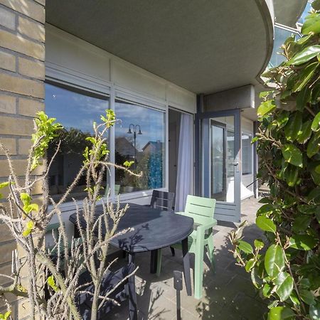 Lovely Apartment With Patio Callantsoog Eksteriør bilde